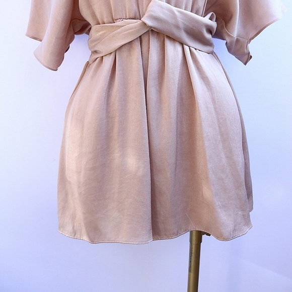 Brand New Zara Taupe Brown Satin Effect Knot Romper Size Small - Picture 4 of 12